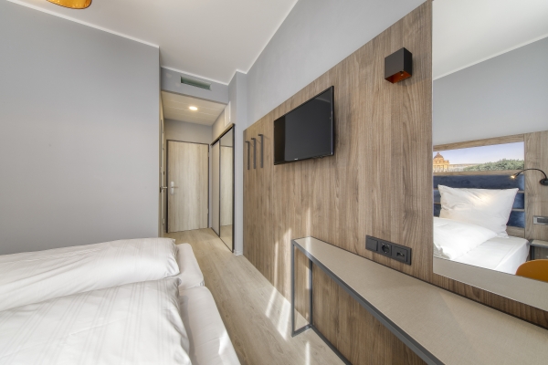 Smart Stay Hotel Station